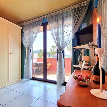 公寓 Casa Sul Mare Relax Clima 8 *
